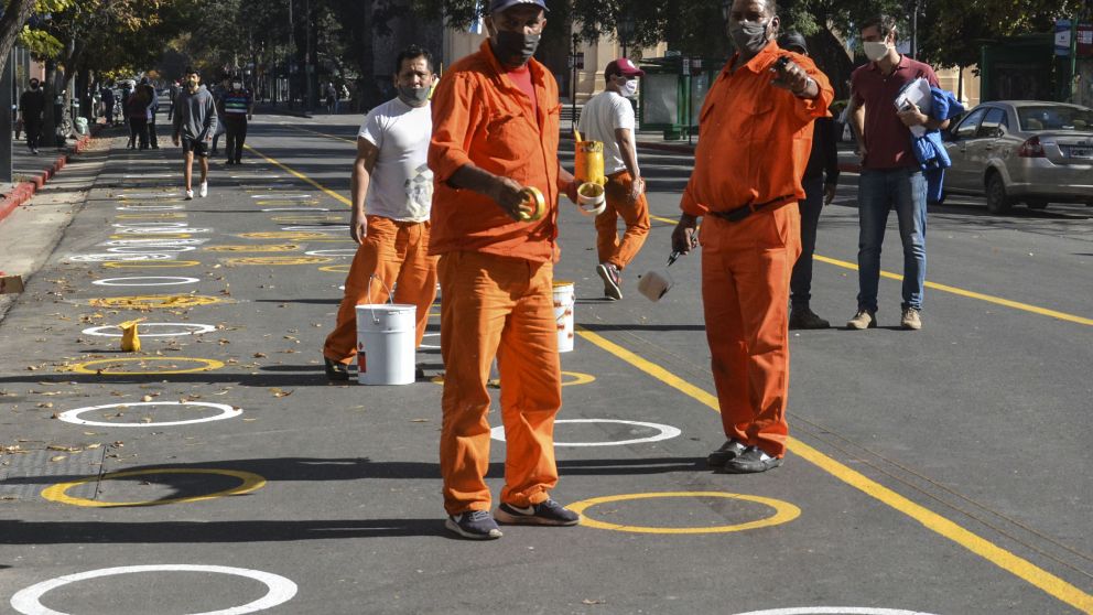 Córdoba también restringió el tránsito vehicular en un tramo de la calle 27 de Abril