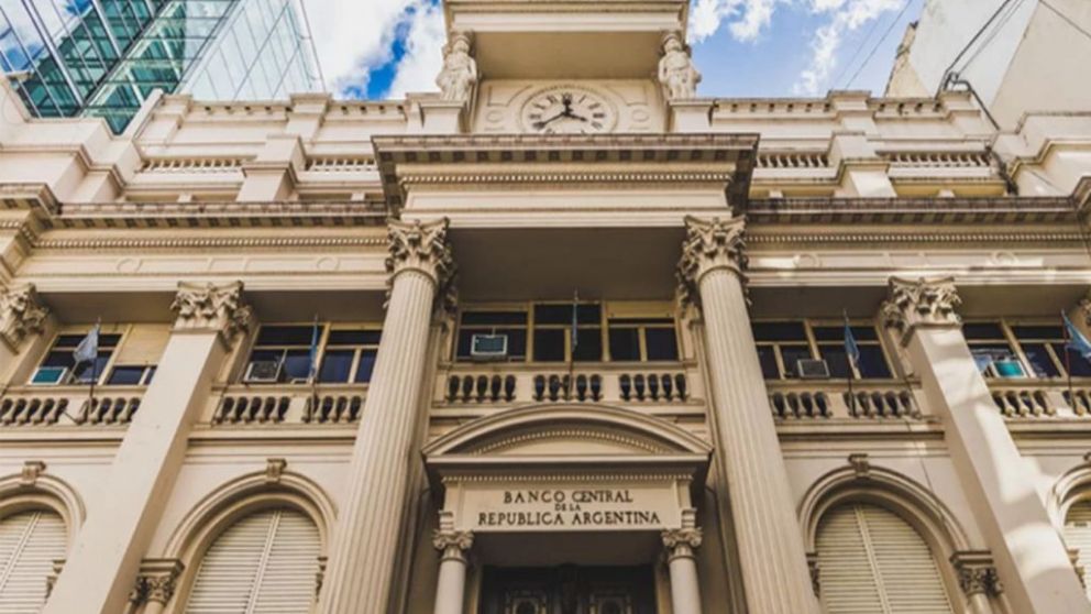 El Central toma nuevas medidas para evitar fuga de divisas
