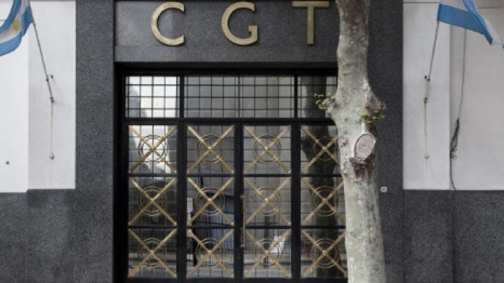 La CGT aseguró que pese a la pandemia se discutirán paritarias, sector por sector