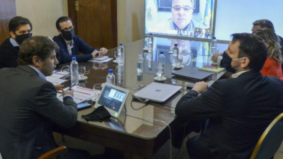 Kicillof presentó línea de créditos destinada a equipamiento de municipios