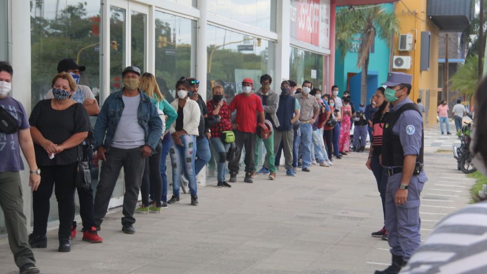 El bono de $10000 no es para pagar préstamos, no paga comisiones, ni debe ser debitado para el pago de impuestos o servicios