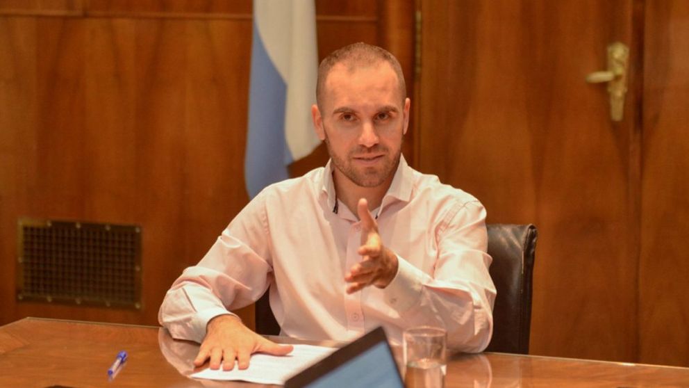 Guzmán afirmó que la restauración de la sostenibilidad de la deuda es hoy "una política de Estado"