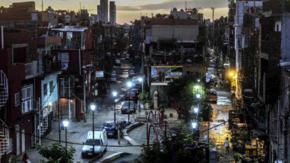 Desde hoy, reforzarán los programas de control en las villas