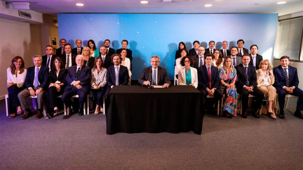 Día límite: el Gobierno ratificó que la oferta es "sustentable" y "responsable"