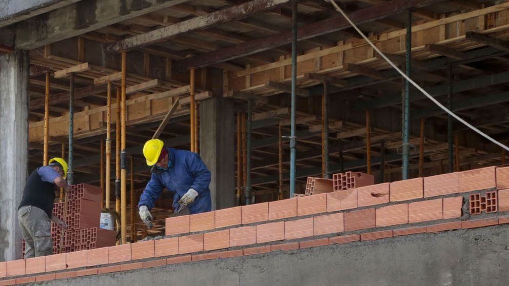 Obras privadas y reactivaci�n del comercio, claves de la nueva etapa de cuarentena 