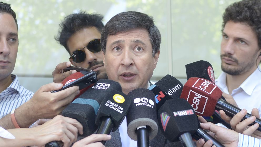 Arroyo analiza alternativas para liberar el aislamiento