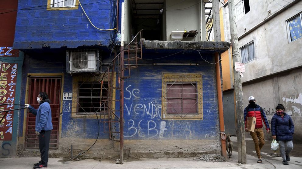 Movimientos sociales denuncian "respuestas insuficientes" de la Ciudad ante el aumento de casos en barrios populares