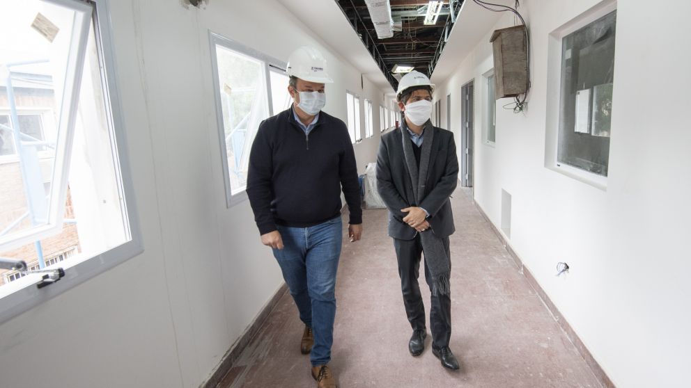 En medio de la tensión, Kicillof recorrió este martes un hospital