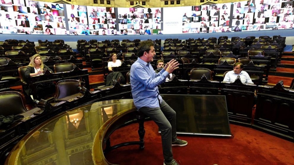 Massa supervisó cuestiones técnicas en Diputados