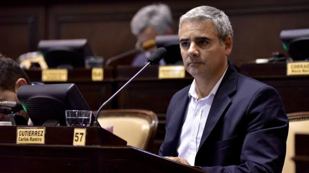 El massista Ramiro Gutiérrez acompañó el pedido