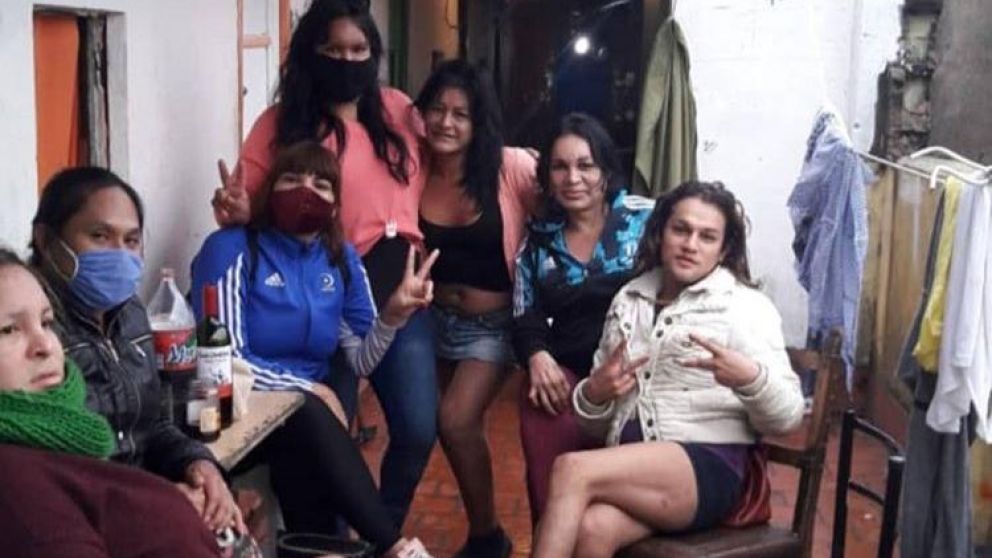 El pago del alquiler de los hoteles residenciales se volvió un problema para las trabajadoras sexuales durante la cuarentena (foto: Ammar)