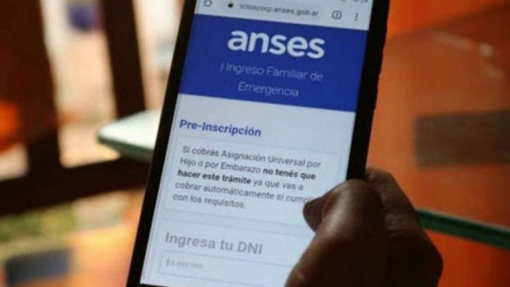 El ingreso extraordinario fue establecido por el Gobierno para trabajadores de casas particulares, informales y monotributistas