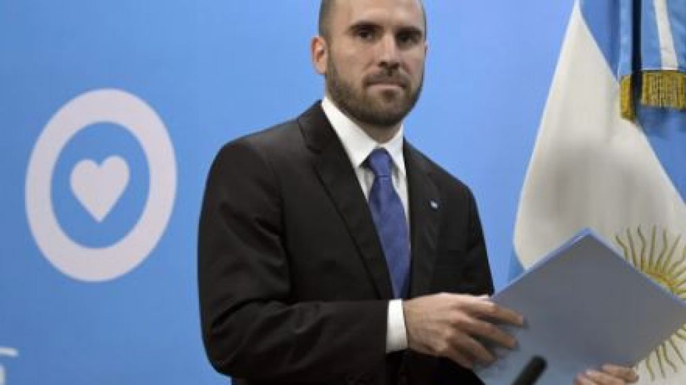 El riesgo país caía 589 puntos con respecto al cierre de ayer