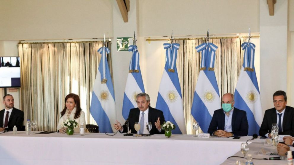 El Gobierno nacional, con respaldo de la oposición, presentó una propuesta de reestructuración
