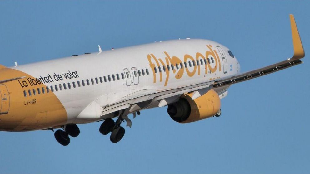 Flybondi reacciona al pedido de cierre del aeropuerto de El Palomar y prepara una presentación para llevar al Orsna
