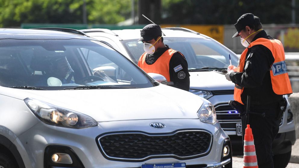 Hay 24 accesos semi habilitados, 26 puentes peatonales y 14 puntos de acceso para vehículos