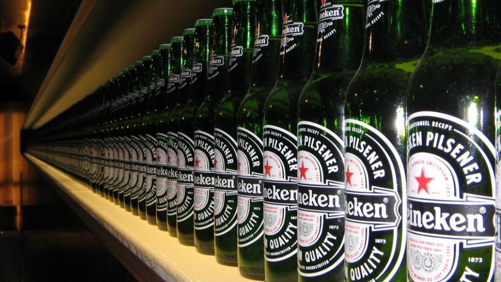 Por la pandemia, caen las ganancias de Heineken