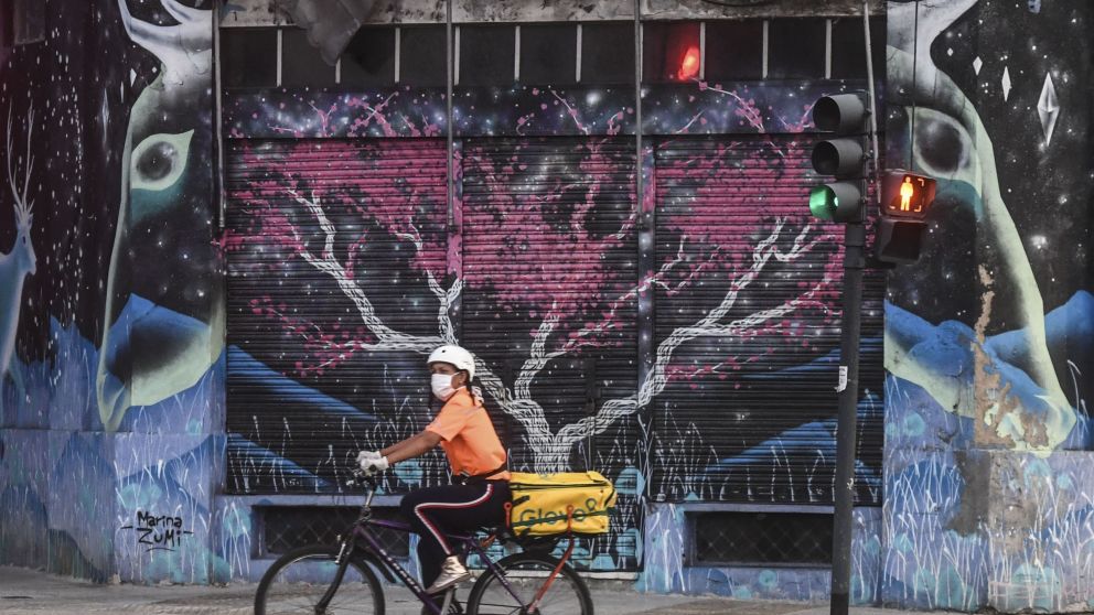 El comercio minorista volverá a la actividad por venta telefónica o por internet