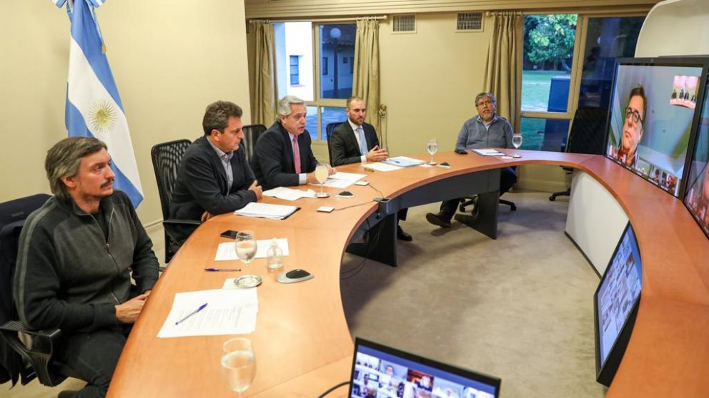 Alberto Fernández estuvo acompañado por Máximo Kirchner, Sergio Massa, Martín Guzmán y Fernando "Chino" Navarro