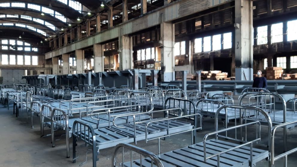 Al servicio de la comunidad: Astillero R�o Santiago entreg� 160 camas reparadas a PAMI