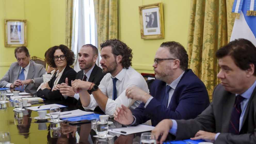 Cafiero presidió también la reunión del Gabinete económico