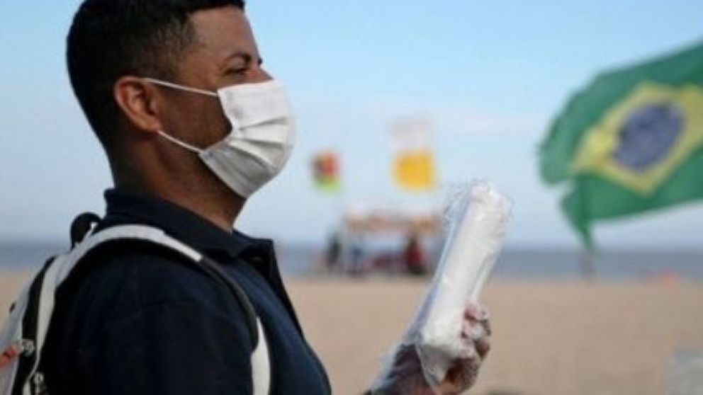 El Covid-19 ya se hace sentir en la econom�a diaria de Brasil