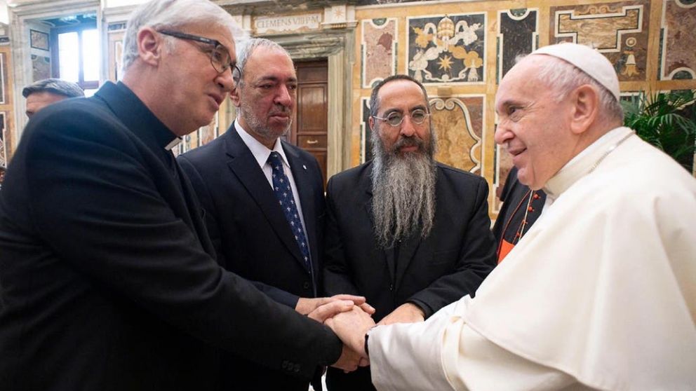 Realizan un canto interreligioso por Pascua, Pesaj y Ramadán