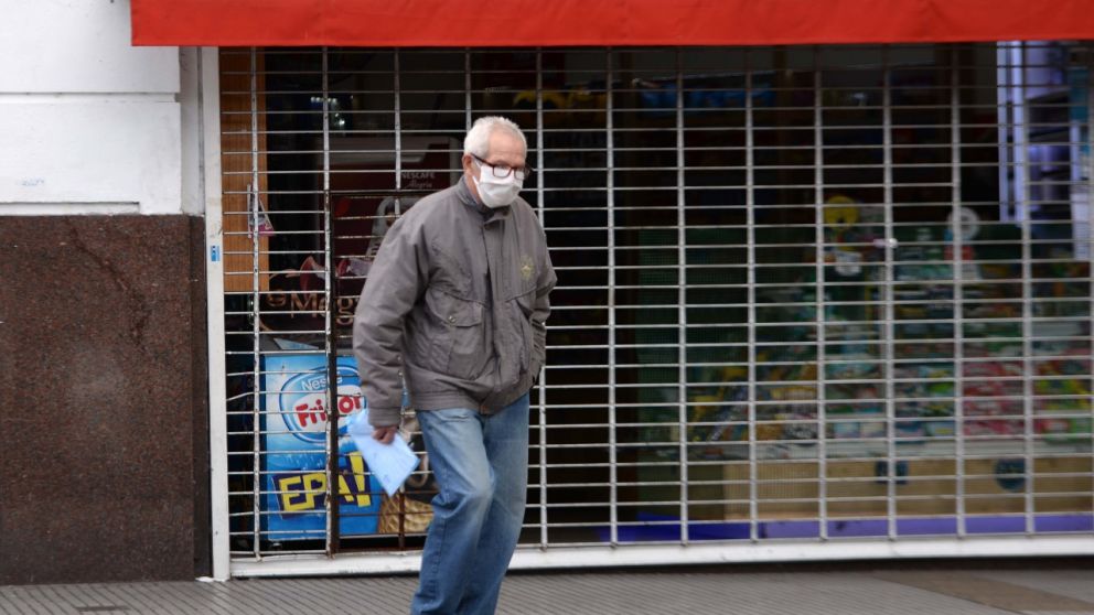 En La Plata también es obligatorio el uso de barbijos caseros