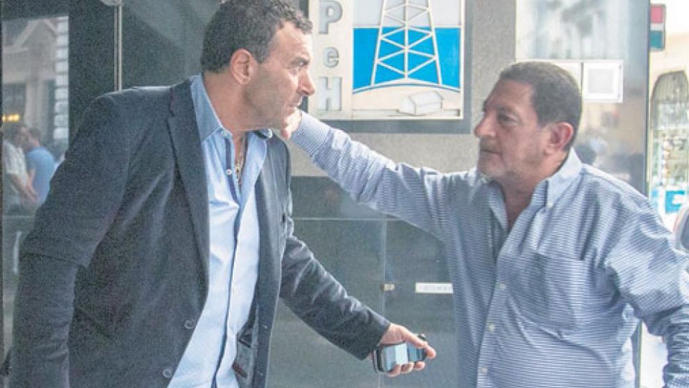 Pie de foto: Norberto Di Próspero (APL) y Omar Viviani el titular del MASA