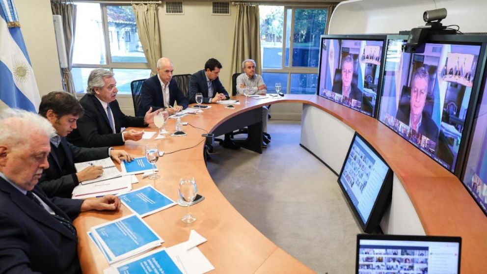 El Presidente Alberto Fernández anuncio este martes la creación de la partida de asistencia en medio de las negociaciones po la extensión de la cuarentena