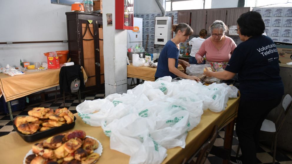 La situación en los barrios obliga a los comedores comunitarios a no bajar los brazos