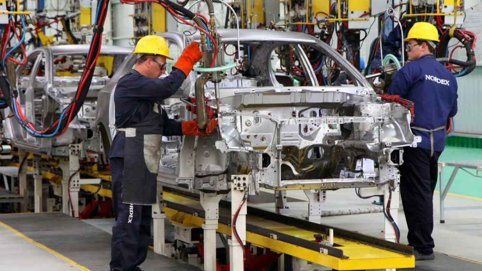 Se acuerda el cobro rebajado del sueldo neto por la parálisis