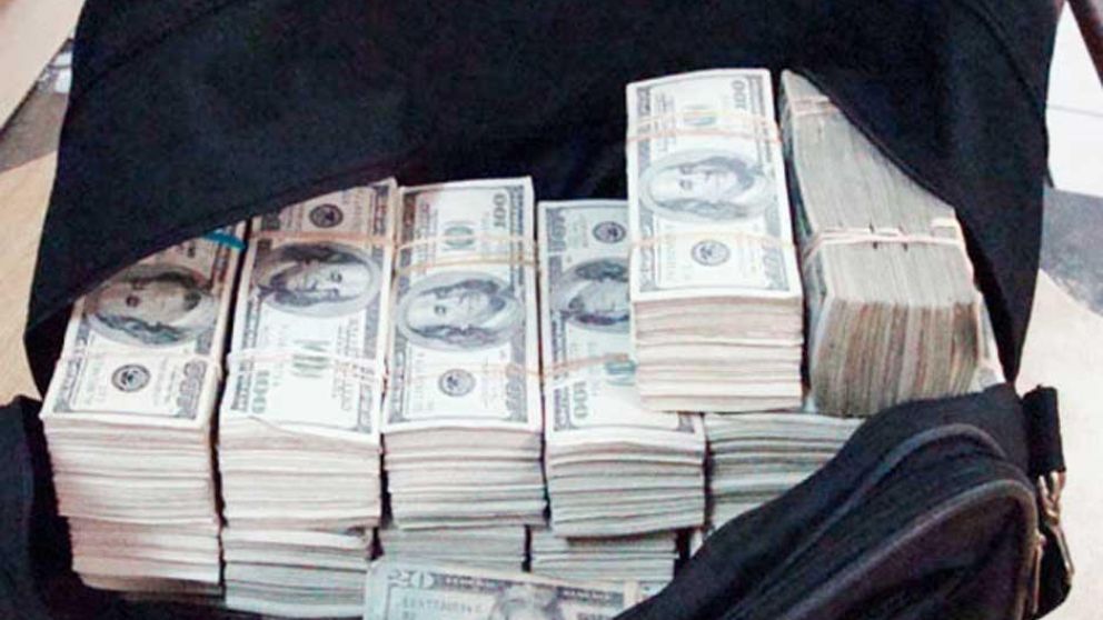 Utilizarán más dinero de los bolsos ilegales de López