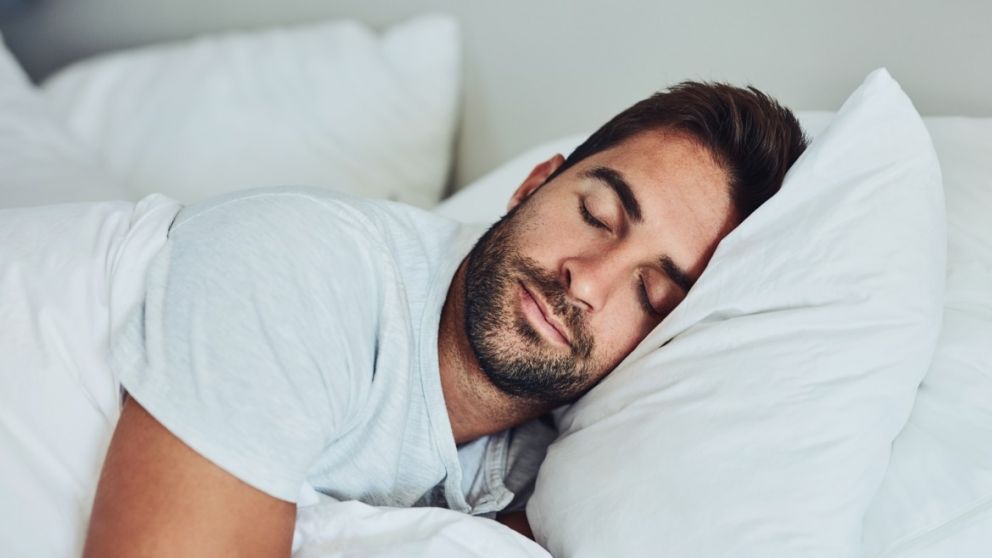 Los especialistas aconsejan hacer ejercicio para dormir mejor