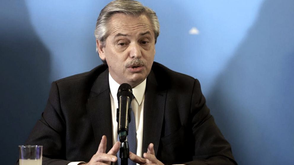 El Presidente pide informarse solo por vías oficiales