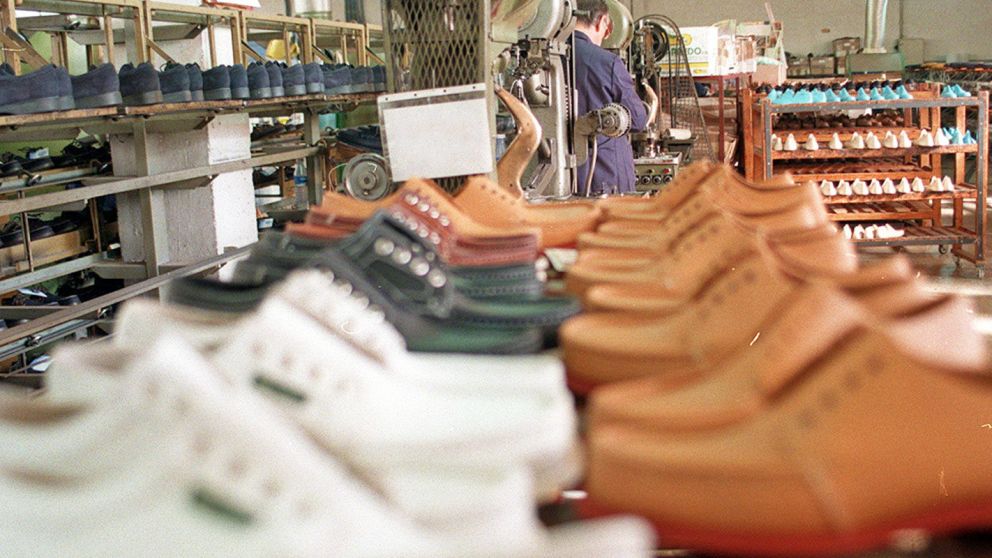Los fabricantes de calzado sufren por la caída del consumo interno