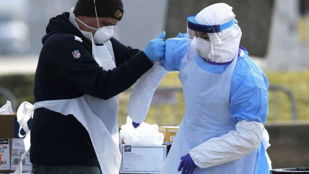 Cientos de muertos por tomar metanol como falsa cura para el coronavirus