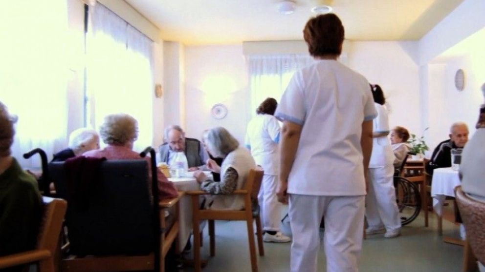 También piden evitar visitas de personas con síntomas respiratorios