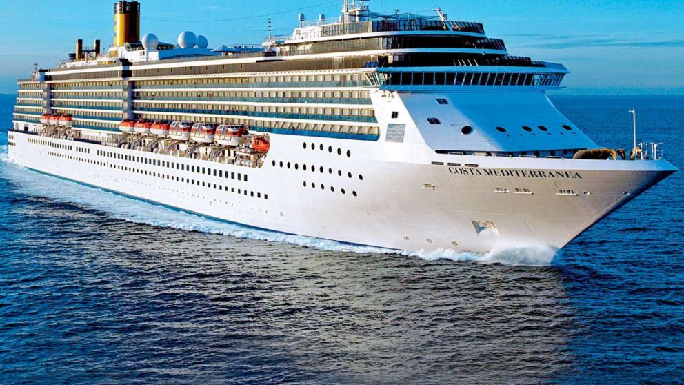 La empresa de cruceros Costa suspende sus viajes hasta el 3 de abril