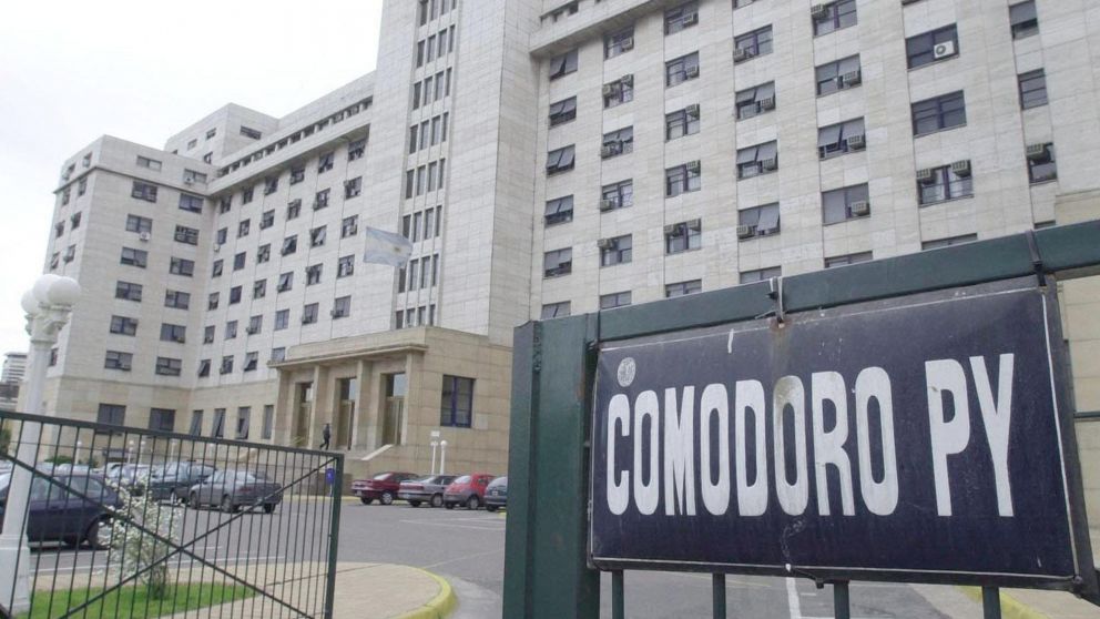Ya hay dos funcionarios de Comodoro Py en cuarentena