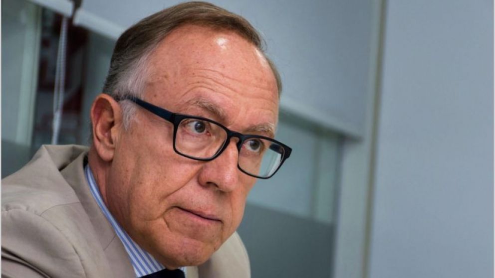 Nielsen admite los perjuicios por la caída del Brent
