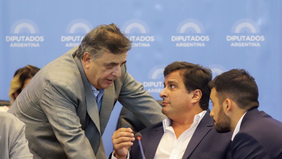 Negri dialoga con Casaretto; las negociaciones entre los bloques mayoritarios no prosperaron
