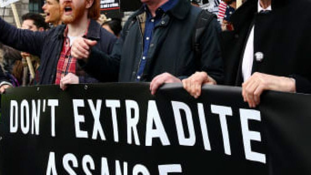 Hubo protestas ante la corte