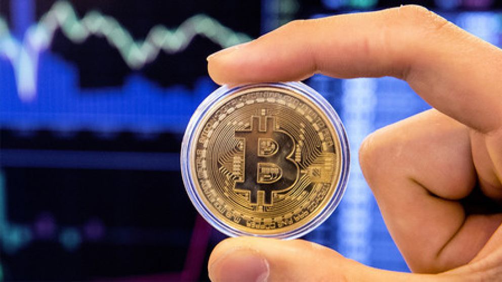 La cotizaci�n del Bitcoin hoy subi� 10%. En lo que va del a�o, registra un aumento de 80% en el precio.