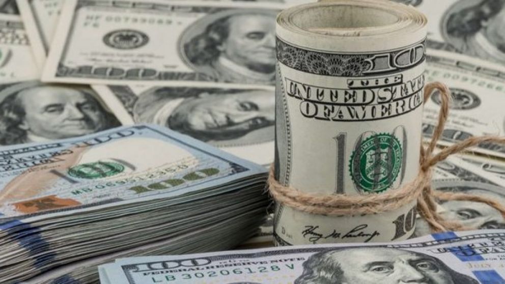 Dólar hoy: $63 en el Banco Nación