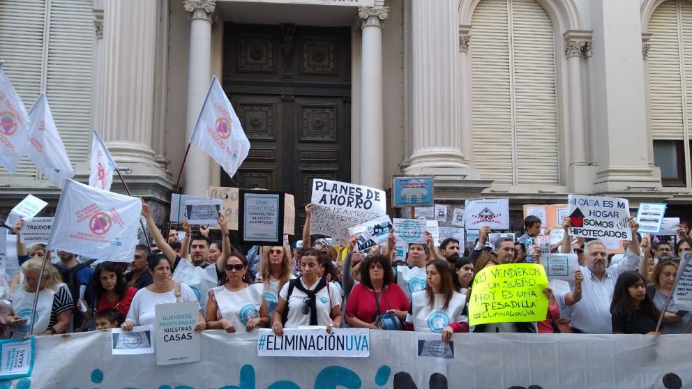 Los deudores volverán a marchar el miércoles en La Plata