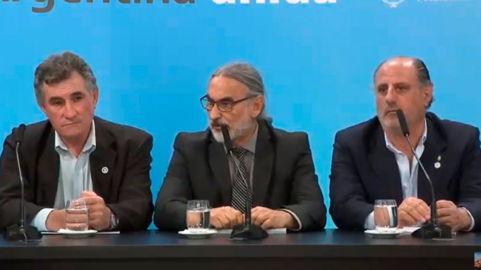 Achetoni, Basterra y Chemes, en el último encuentro