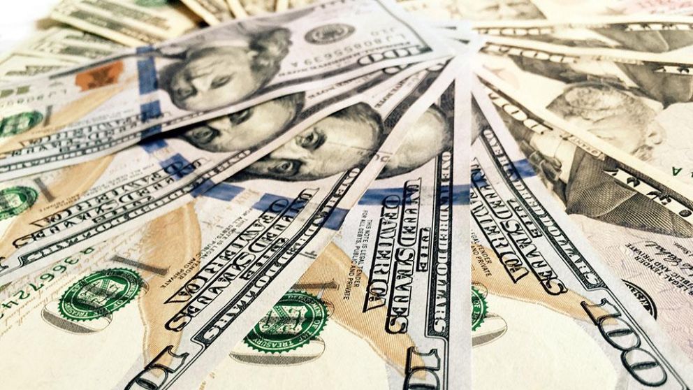 Dólar hoy: $63 en el Banco Nación