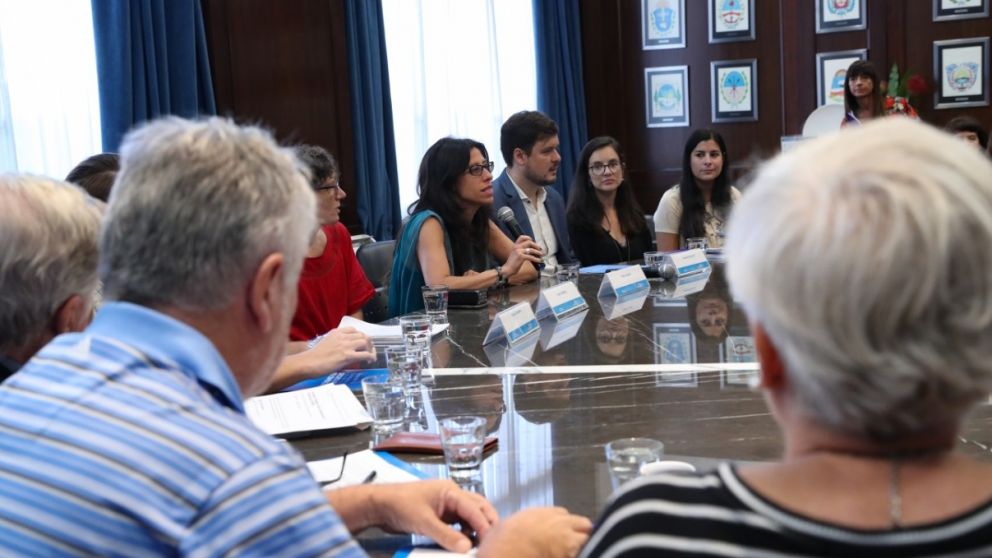 Espa�ol pidi� hacer "valer los derechos de los consumidores"