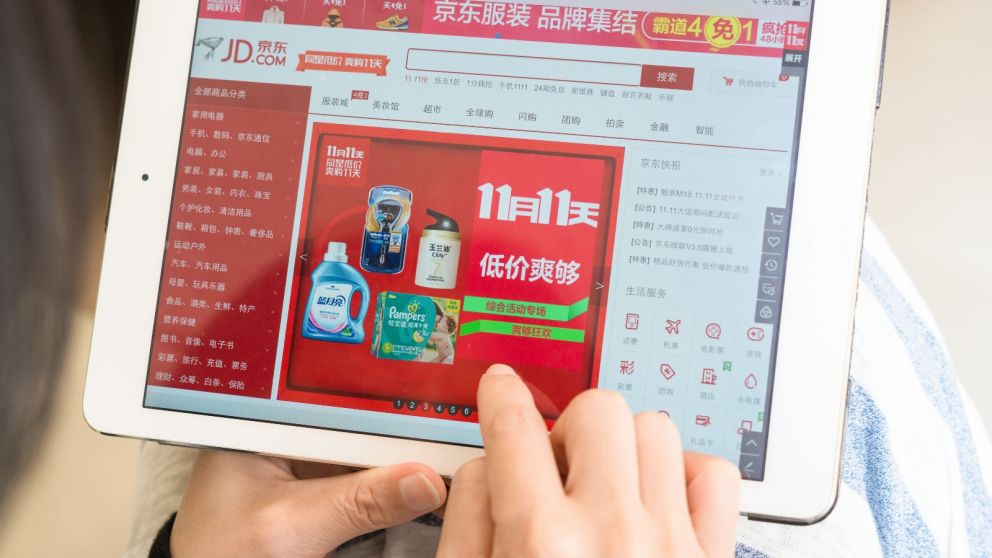 "La gente pide comida online, toma cursos online, mira cine online", aseguró el encargado de negocios de la embajada del país asiático en la Argentina, Xiaolin Wang